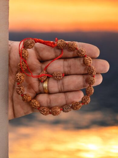 4-Mukhi-Rudraksha-Bracelet