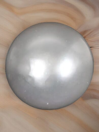 4.5 Carat South Sea Pearl-Excellent