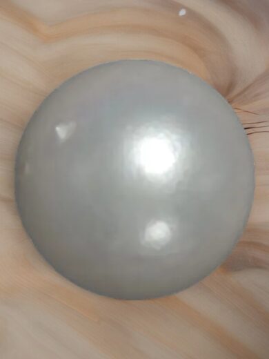 4 Carat South Sea Pearl - Very Good