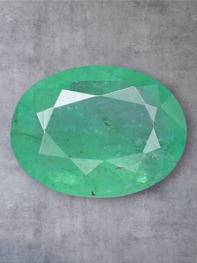 6 Carat Emerald - Excellent