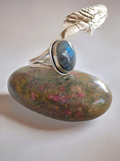 Labradorite Ring