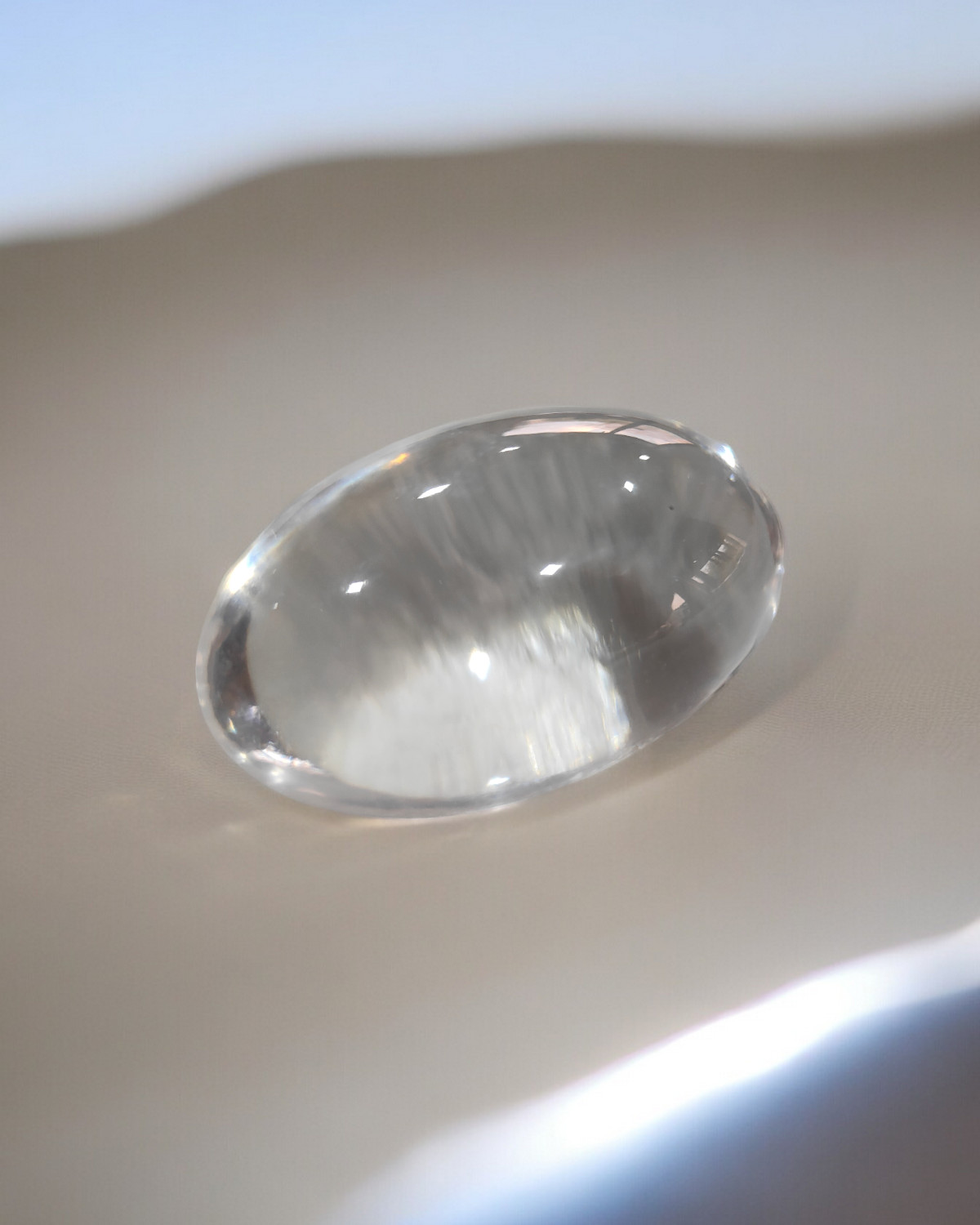 Buy Sphatik Lingam - Medium Size Online - Original and Lab Certified